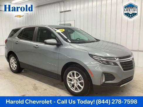 Used 2024 Chevrolet Equinox LT image 1