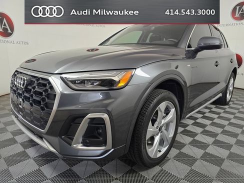 Used 2023 Audi Q5 2.0T Premium Plus w/ Premium Plus Package AWD/4WD image 5
