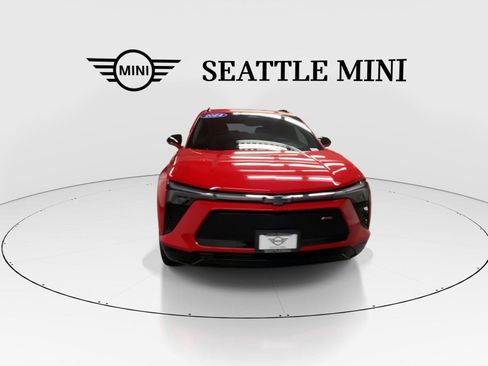 Used 2024 Chevrolet Blazer EV RS AWD/4WD image 3
