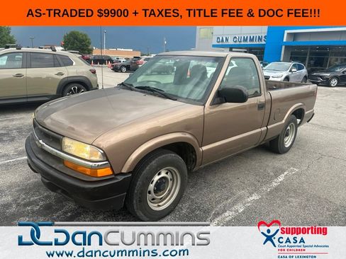 Used 2003 Chevrolet S10 Pickup 2WD Regular Cab w/ Convenience Package image 1