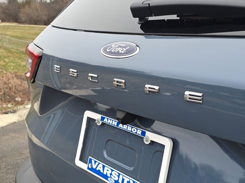 New 2026 Ford Escape ST-Line Select w/ Equipment Group 401A image 8