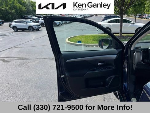 Used 2016 Mitsubishi Outlander SE AWD/4WD image 25