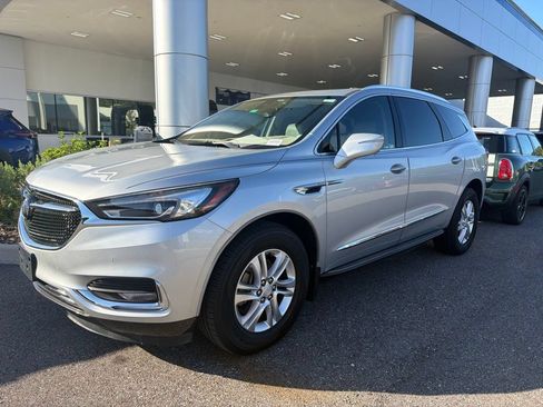 Used 2019 Buick Enclave Premium w/ LPO, Luxury Package FWD image 1