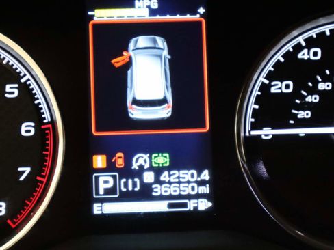 Used 2022 Subaru Forester Touring w/ Popular Package #3 AWD/4WD image 5