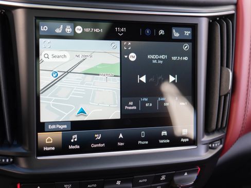 Used 2022 Maserati Levante Modena S image 25