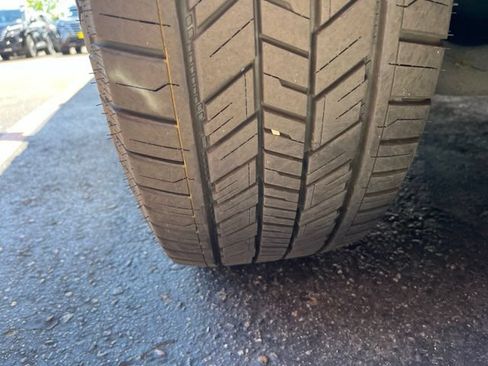 Used 2017 Ford F150 XLT w/ Equipment Group 301A Mid RWD image 5