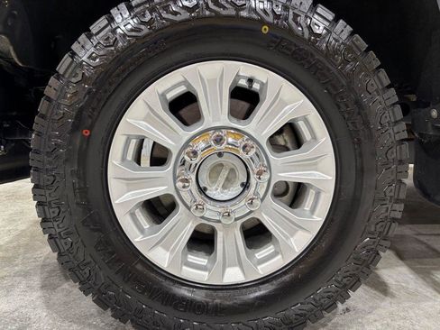 Used 2020 Ford F250 XLT w/ XLT Value Package AWD/4WD image 26
