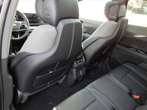 New 2026 Cadillac Optiq Sport 1 image 14