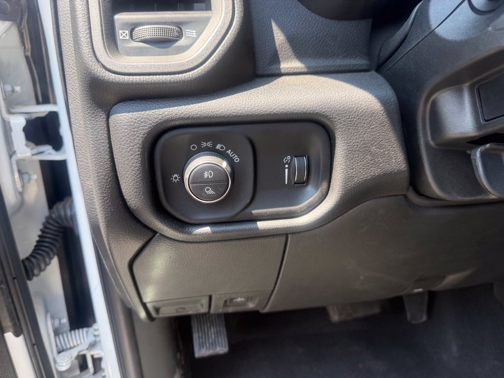 Used 2025 RAM 2500 Tradesman w/ Safety Group AWD/4WD image 19
