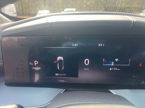 Used 2025 Nissan Murano SL image 16