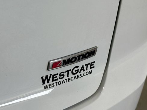 Used 2022 Volkswagen Atlas Cross Sport SEL R-Line image 48