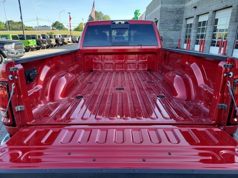 New 2026 RAM 3500 Tradesman AWD/4WD image 37