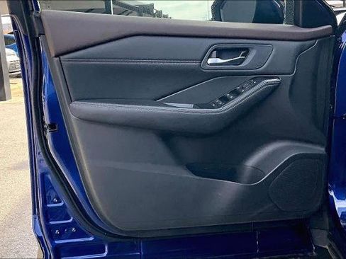 Certified 2023 Nissan Rogue SV w/ SV Premium B Package image 21