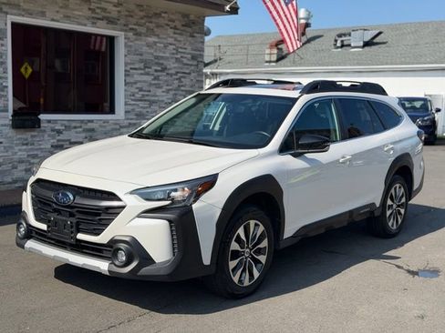 Used 2024 Subaru Outback Limited AWD/4WD image 1
