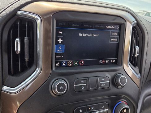 Used 2022 Chevrolet Silverado 1500 High Country image 19