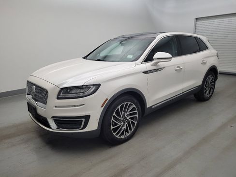 Used 2019 Lincoln Nautilus Reserve AWD/4WD image 2