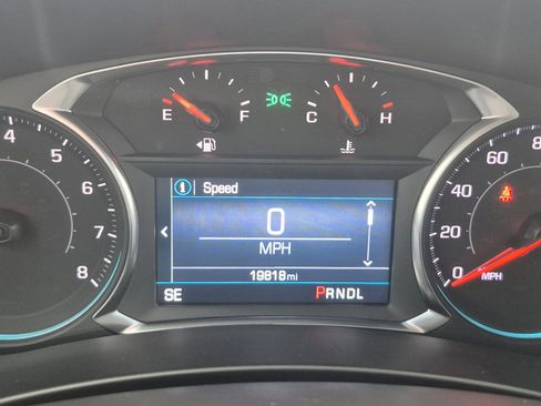 Used 2024 Chevrolet Equinox LT w/ LPO, Floor Liner Package image 7