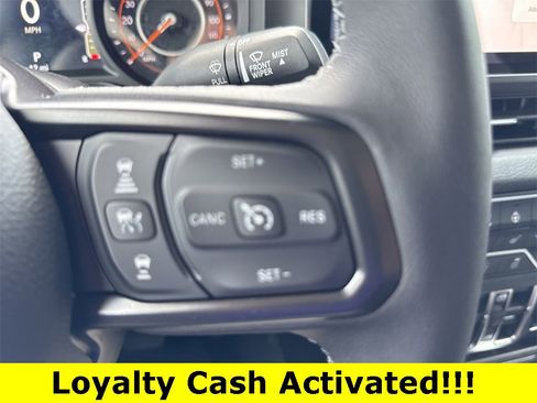 New 2025 Jeep Gladiator Sport image 17