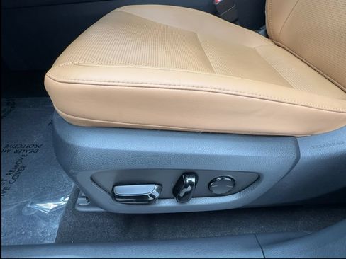 Used 2023 Lexus RX 350 Premium Plus w/ Cold Area Package FWD image 21