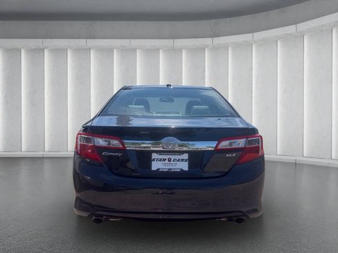 Used 2012 Toyota Camry XLE FWD image 4