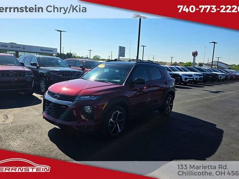 Used 2023 Chevrolet TrailBlazer RS FWD image 3