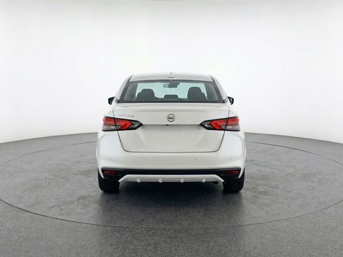 Used 2025 Nissan Versa SV FWD image 7
