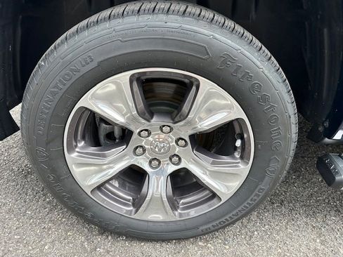 Used 2022 RAM 1500 Laramie image 30