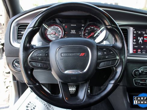 Used 2020 Dodge Charger R/T w/ Blacktop Package image 17