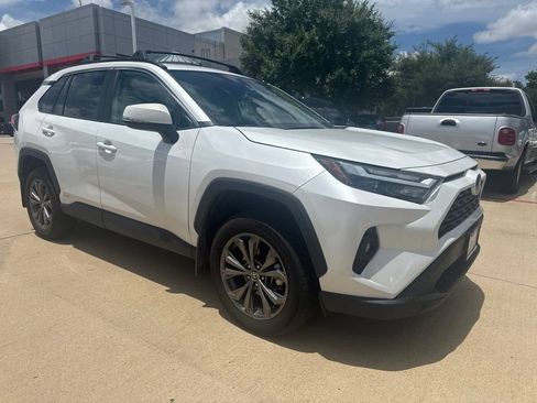 Used 2024 Toyota RAV4 XLE Premium AWD/4WD image 7