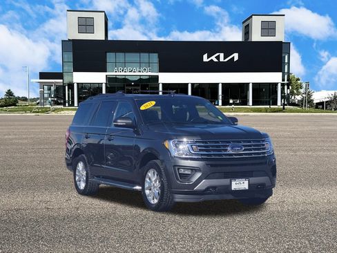 Used 2021 Ford Expedition XLT AWD/4WD image 2