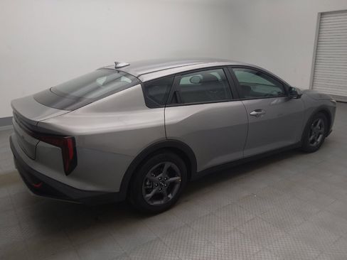 Used 2025 Kia K4 FWD image 10