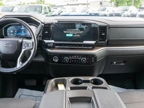 Used 2022 Chevrolet Silverado 1500 RST AWD/4WD image 14