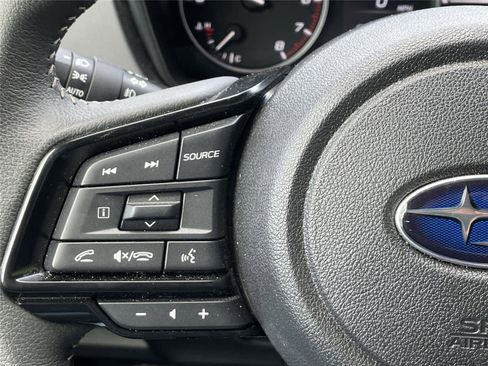 Certified 2025 Subaru Forester Premium AWD/4WD image 28