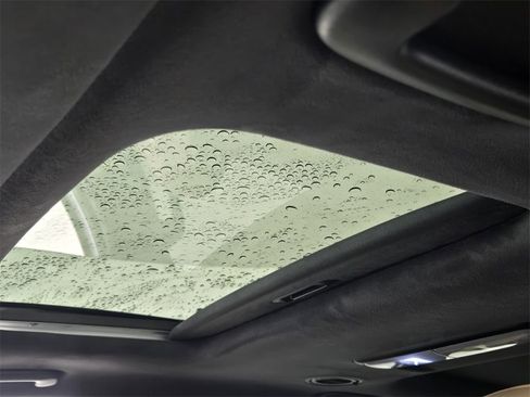 Used 2021 Kia Telluride SX w/ SX Prestige Package image 11