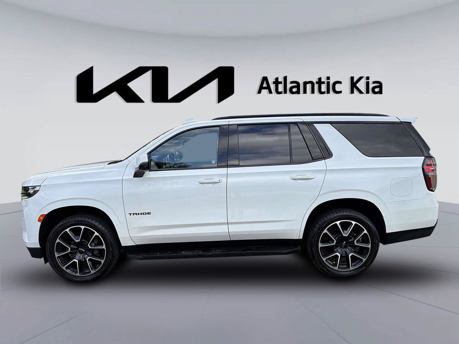 Used 2023 Chevrolet Tahoe RST w/ Luxury Package AWD/4WD image 11