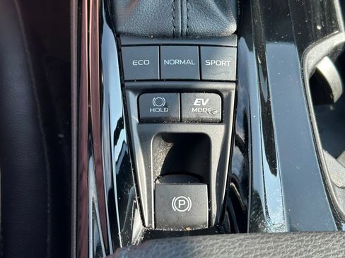 Used 2025 Toyota Camry XSE w/ Premium Plus Package AWD/4WD image 30