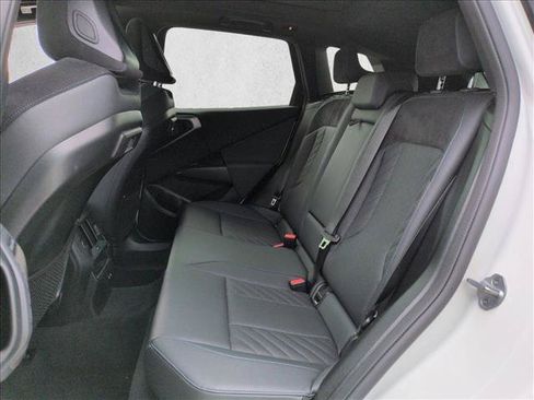 Used 2025 BMW X3 xDrive30i w/ M Sport Package AWD/4WD image 22