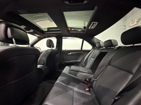 Used 2011 Mercedes-Benz C 300 4MATIC Sedan image 31