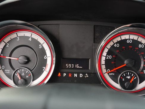 Used 2018 Dodge Grand Caravan SE w/ UConnect Hands-Free Group FWD image 27