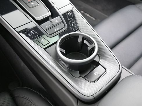 Certified 2020 Porsche 911 Carrera RWD image 22