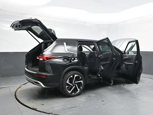 Used 2022 Mitsubishi Outlander SE AWD/4WD image 67