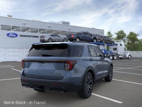 New 2026 Ford Explorer ST-Line image 8
