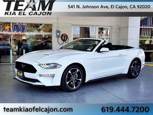 Used 2022 Ford Mustang Convertible image 5