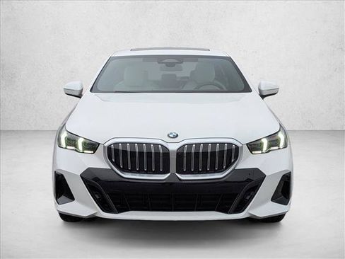 New 2026 BMW 530i xDrive AWD/4WD image 6