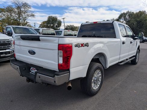 Used 2021 Ford F350 XLT w/ XLT Value Package image 3