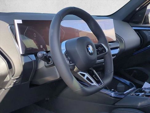 Used 2026 BMW X3 xDrive30 w/ Premium Package image 9