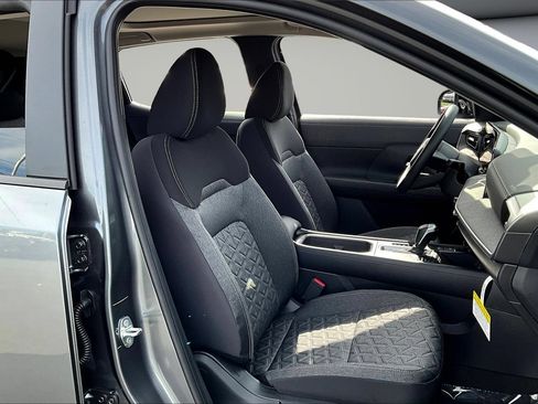 New 2026 Nissan Kicks SV w/ SV Premium Package AWD/4WD image 11