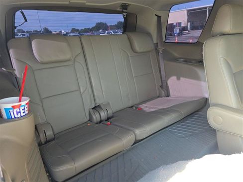 Used 2019 Chevrolet Tahoe Premier AWD/4WD image 12