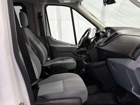 Used 2019 Ford Transit 350 XLT RWD image 17