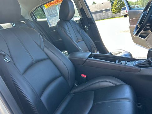 Used 2018 MAZDA MAZDA3 Touring FWD image 23